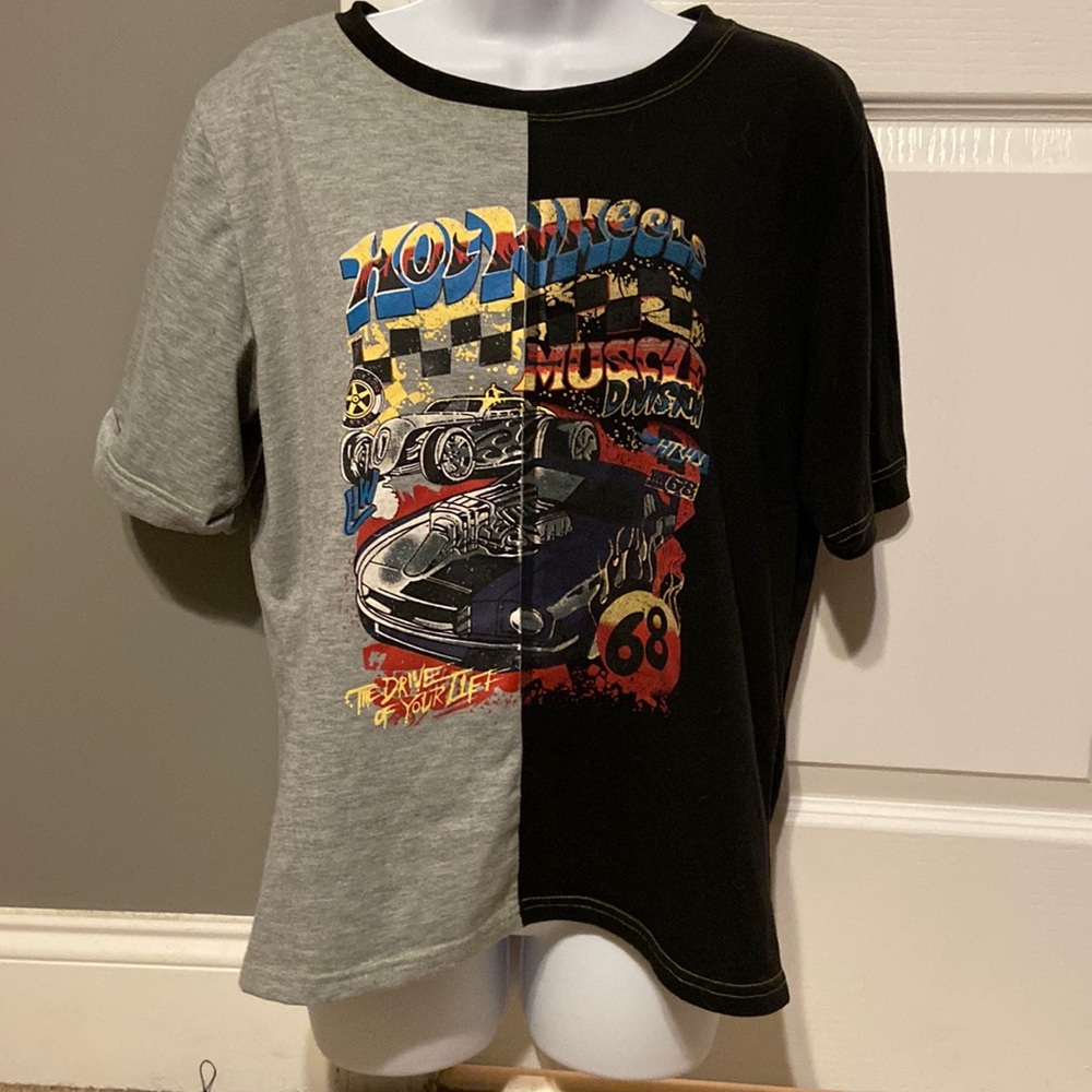 Tee shirt